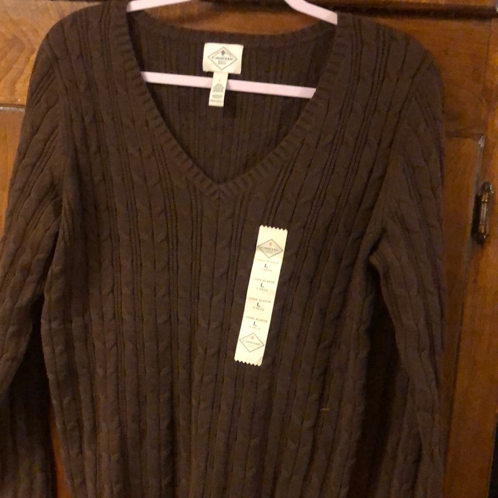 Large- NWOT St John’s Bay Long Sleeve Sweater. The color is Chocolate Brown.